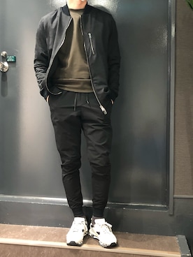 「HIDNANDER（ヒドゥナンダー）のアイテム」を使った、岡田さん（メンズ・172cm）の冬コーディネート