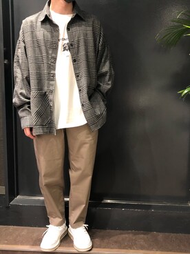 「LIBERE（リベーレ）のアイテム」を使った、岡田さん（メンズ・172cm）の春コーディネート