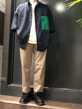 「B'2nd（ビーセカンド）のアイテム（スニーカー）」を使った、岡田さん（メンズ・172cm）の春コーディネート