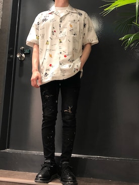 「B'2nd（ビーセカンド）のアイテム（スニーカー）」を使った、岡田さん（メンズ・172cm）の春コーディネート