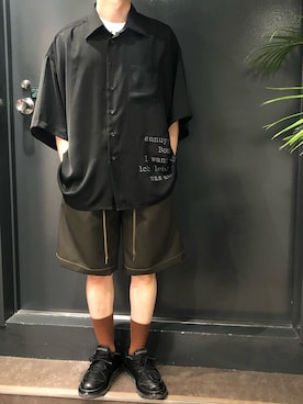 「B'2nd（ビーセカンド）のアイテム（スニーカー）」を使った、岡田さん（メンズ・172cm）の春コーディネート