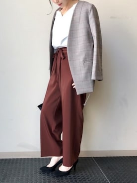 「オープンショルダー」｜「アイテム（ノーカラージャケット）」を使った、nano・universe lady's webeditorさん（レディース・158cm）の秋コーディネート
