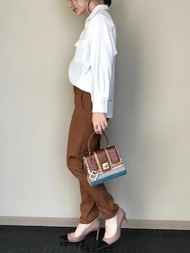 「アイテム（チノパンツ、イエロー系）」を使った、nano・universe lady's webeditorさん（レディース・158cm）の春コーディネート