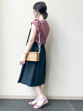 「アイテム（シューズ、パープル系）」を使った、nano・universe lady's webeditorさん（レディース・158cm）の春コーディネート