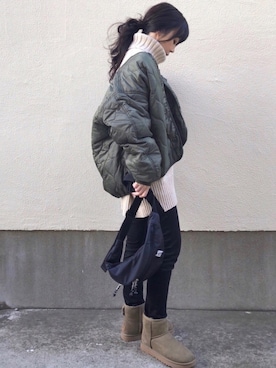 「Deuxieme Classe（ドゥーズィエムクラス）のアイテム（ボディバッグ/ウエストポーチ）」を使った、ari☆さん（レディース・155cm）の冬コーディネート