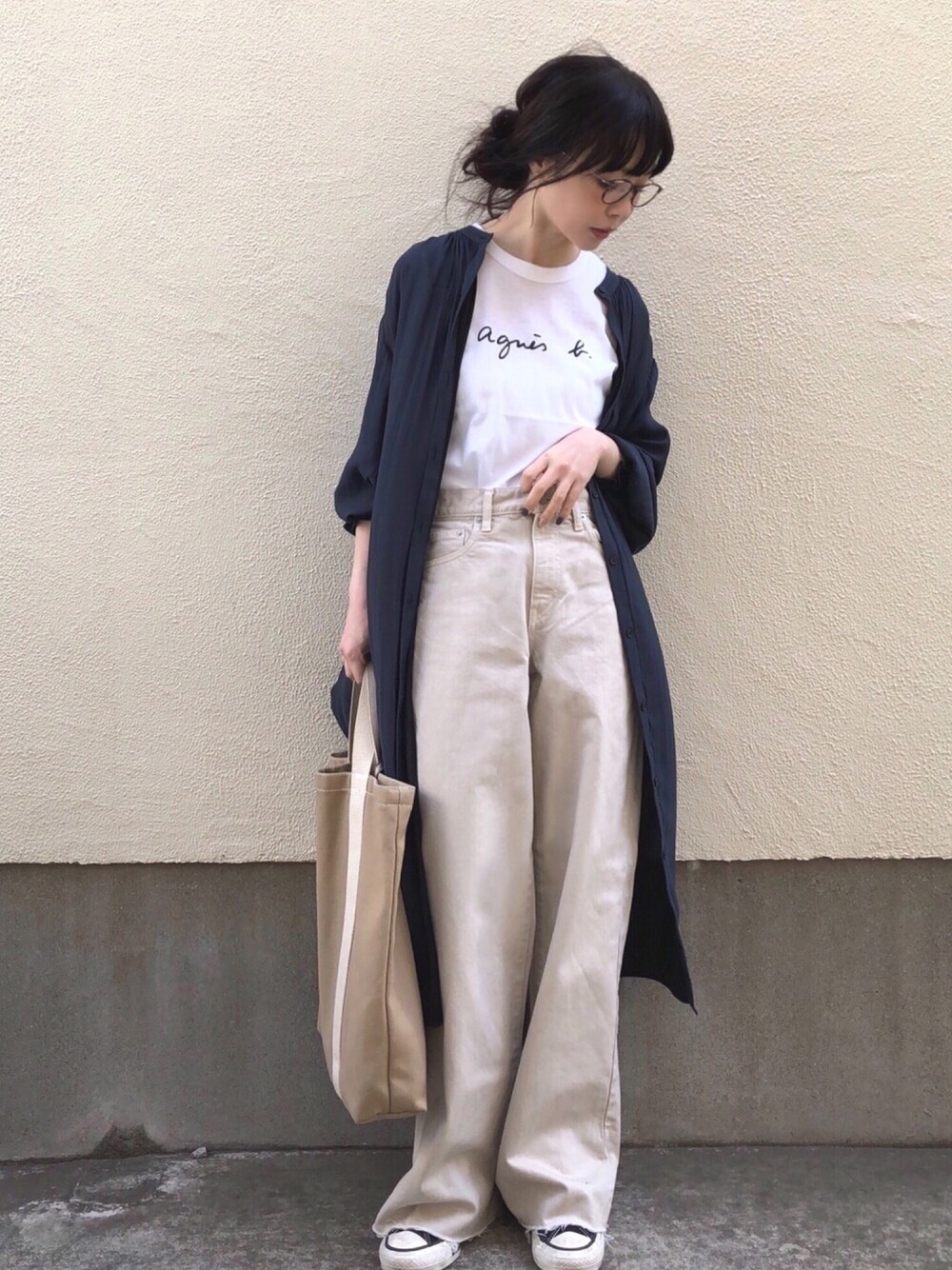 ari☆さんの「S137 TS　ロゴTシャツ（agnes b.）」を使ったコーディネート