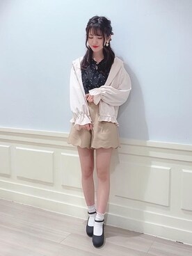 「スカラップ」｜「アイテム（ブルゾン）」を使った、マジェスティックレゴンアミュプラザ鹿児島店スタッフさん（レディース・162cm）の春コーディネート