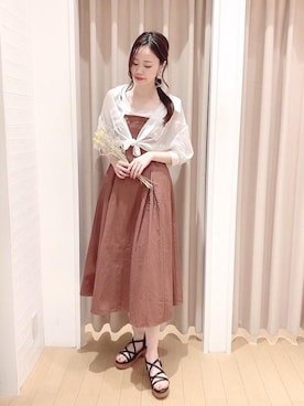 「MAJESTIC LEGON（マジェスティックレゴン）のキリカエレースタンク（タンクトップ）」を使った、マジェスティックレゴンアミュプラザ鹿児島店スタッフさん（レディース・165cm）の夏コーディネート