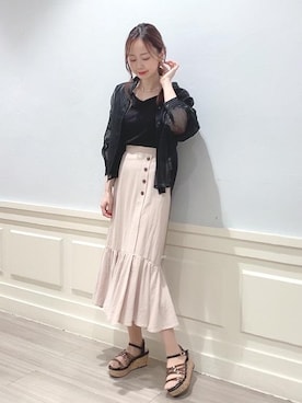 マジェスティックレゴンアミュプラザ鹿児島店スタッフさん（レディース・165cm）の春コーディネート