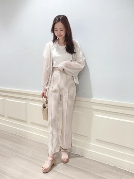 マジェスティックレゴンアミュプラザ鹿児島店スタッフさん（レディース・165cm）の春コーディネート