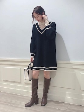 「Ｖネック」｜「アイテム（ワンピース/ドレス）」を使った、マジェスティックレゴンアミュプラザ鹿児島店スタッフさん（レディース・165cm）の冬コーディネート