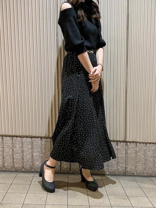 Majestic Legon マジェスティックレゴンアミュプラザ鹿児島店スタッフさんのパンプスを使ったコーディネート Zozotown