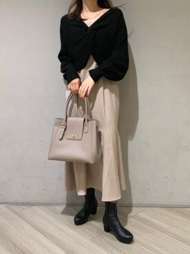 「わんぴ」｜「アイテム（ブーツ）」を使った、マジェスティックレゴンアミュプラザ鹿児島店スタッフさん（レディース・165cm）の秋コーディネート