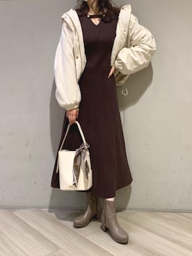 「わんぴ」｜「アイテム（その他アウター）」を使った、マジェスティックレゴンアミュプラザ鹿児島店スタッフさん（レディース・165cm）の秋コーディネート