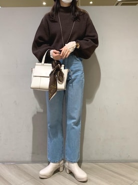 「ボリュームニット」｜「アイテム（シューズ）」を使った、マジェスティックレゴンアミュプラザ鹿児島店スタッフさん（レディース・165cm）の秋コーディネート