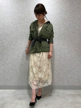 「DRWCYS（ドロシーズ）のアイテム（ミリタリージャケット）」を使った、CHIKAさん（レディース・161cm）の秋コーディネート