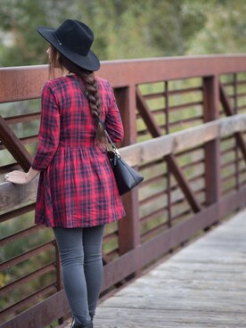 Kelsey Bangさんのコーディネート