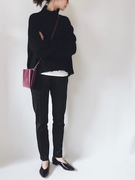 「YAHKI（ヤーキ）のYAHKI YH-132（ショルダーバッグ）」を使った、TOMOKAさん（レディース・162cm）の秋コーディネート