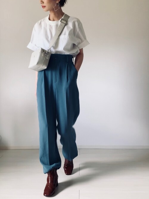 TOMOKA使用「6(ROKU) BEAUTY&YOUTH UNITED ARROWS（＜6(ROKU)＞GEORGETTE TUCK PANTS/パンツ）」的時尚穿搭