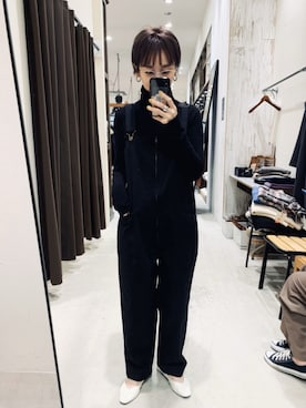 「niko and...（ニコアンド）のアイテム（サロペット/オーバーオール）」を使った、TOMOKAさん（レディース・162cm）の冬コーディネート