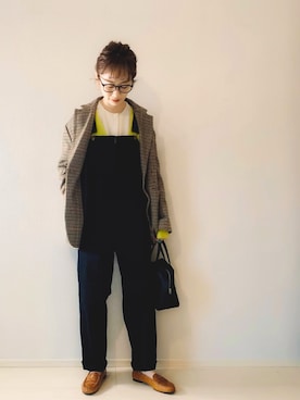 「niko and...（ニコアンド）のアイテム（サロペット/オーバーオール）」を使った、TOMOKAさん（レディース・162cm）の冬コーディネート