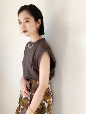 「PAPILLONNER（パピヨネ）のアイテム（アクセサリー）」を使った、TOMOKAさん（レディース・162cm）の春コーディネート