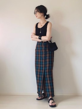「EUCLAID（エウクレイド）のアイテム（スカート）」を使った、TOMOKAさん（レディース・162cm）の夏コーディネート