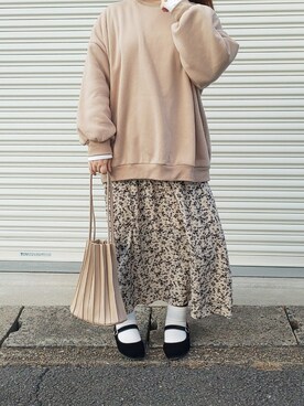 「カヌレバッグ」｜「アイテム（パンプス）」を使った、𝕛𝕦𝕟𝕔𝕠 さん（レディース・160cm）の冬コーディネート