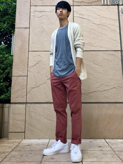 Gapストアマルイファミリー溝口店gapjapanさんのチノパンツを使ったコーディネート Zozotown