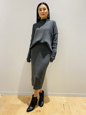 「オールグレー」｜「アイテム（スカート）」を使った、GapJapanさん（レディース・153cm）の秋コーディネート