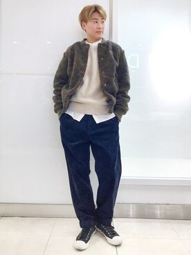 「クルーネックニット」｜「アイテム（ブルゾン）」を使った、GapJapanさん（メンズ・175cm）の秋コーディネート