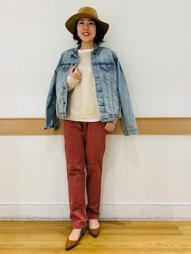 「リラックスコーデ」｜「アイテム（デニムジャケット）」を使った、GapJapanさん（レディース・168cm）の冬コーディネート