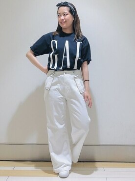 「GAP（ギャップ）のアイテム（サロペット/オーバーオール）」を使った、GapJapanさん（レディース・164cm）の春コーディネート