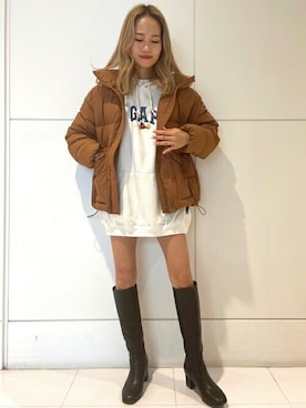 「GAP（ギャップ）のアイテム（ジャケット/アウター、ブラウン系）」を使った、GapJapanさん（レディース・160cm）の冬コーディネート