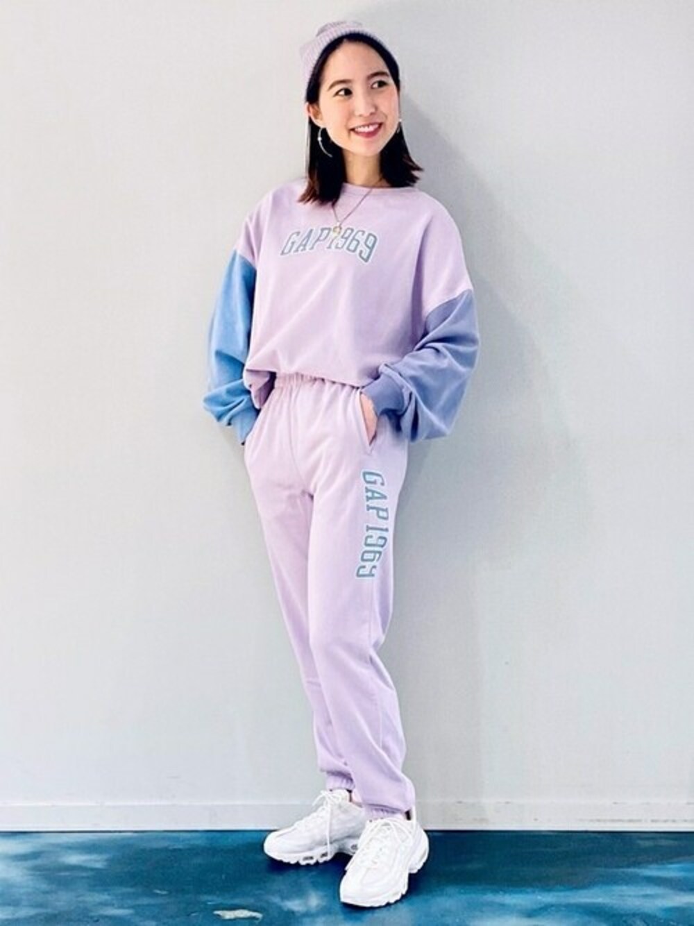パープル フリース ファー付きセットアップ加工スウェットパンツ くさかっ