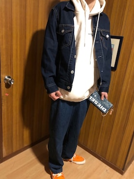 「DIESEL（ディーゼル）のアイテム（財布/小物）」を使った、volty＊73さん（メンズ・174cm）の春コーディネート
