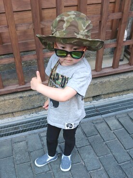 「アイテム（スリッポン、ブルー系）」を使った、じぇんさん（キッズ・100cm）の春コーディネート