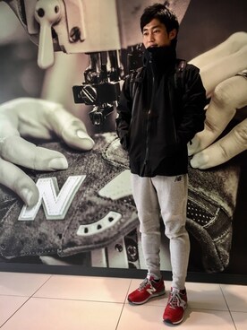「NEW BALANCE（ニューバランス）のアイテム（ジャケット/アウター）」を使った、NEWBALANCEAOYAMAさん（メンズ・165cm）の冬コーディネート