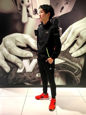 「NEW BALANCE（ニューバランス）のアイテム（ジャケット/アウター）」を使った、NEWBALANCEAOYAMAさん（メンズ・170cm）の冬コーディネート