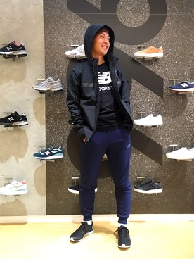 「NEW BALANCE（ニューバランス）のアイテム（ジャケット/アウター）」を使った、NEWBALANCEAOYAMAさん（メンズ・170cm）の夏コーディネート