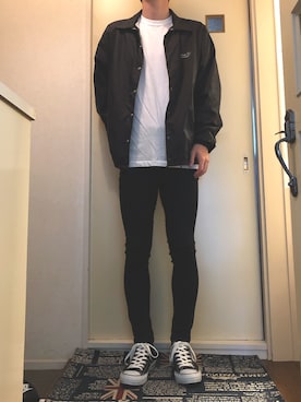 「アイテム（カバーオール）」を使った、Mr.SEAさん（メンズ・180cm）の秋コーディネート
