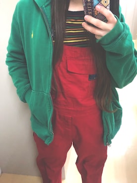 「アイテム（オールインワン・サロペット、レッド系）」を使った、タコちゃんさん（レディース・150cm）の春コーディネート