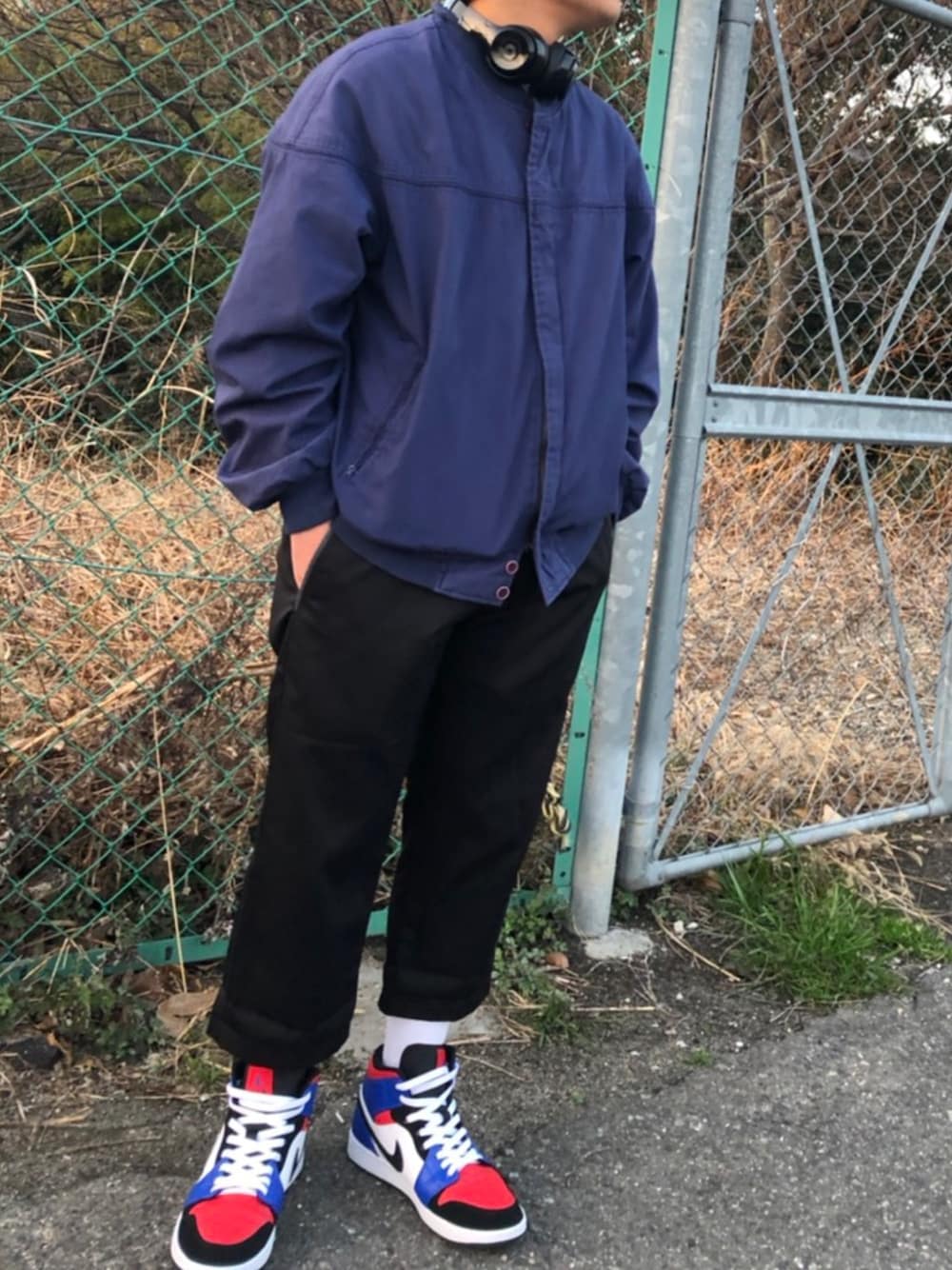 「おしゃれさんと繋がりたい、スニーカー、874、エアジョーダン、古着」｜「usedのアイテム（ブルゾン、ブルー系）」を使った、range1031さん（メンズ・164cm）の冬コーディネートの1枚目の写真