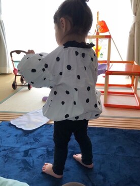 「バルーン袖」｜「アイテム（その他）」を使った、みおりんさん（キッズ・80cm）の春コーディネート