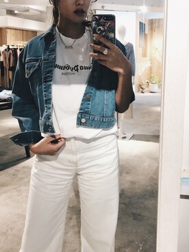 「Gosha Rubchinskiy（ゴーシャラブチンスキー）のアイテム」を使った、小竹麻美さん（レディース・163cm）の春コーディネート