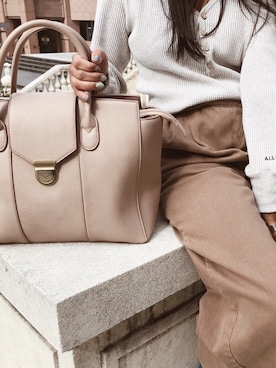 ALEXIA STAMさん（レディース・155cm）の秋コーディネート