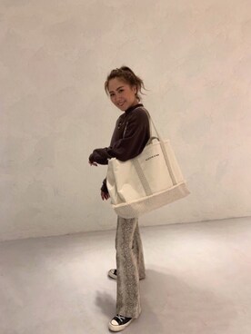 ALEXIA STAMさん（レディース・157cm）の冬コーディネート