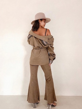 ALEXIA STAMさん（レディース・154cm）の秋コーディネート