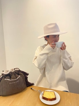 ALEXIA STAMさん(レディース・154cm)の冬コーディネート