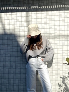 ALEXIA STAMさん（レディース・163cm）の春コーディネート